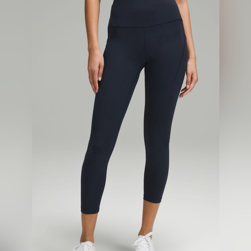 Wunder Train Leggings 25” With Pockets Navy Blue